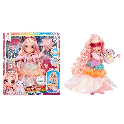 Rainbow High Winter Wonderland - Bella (Pink) - 28 cm Modepuppe, mit Verstecktem Magischem Schnee, der Sich mit Wasser Aufbauscht, mit Schneemann-Set, Geeignet für Kinder von 4-12 Jahre und Sammler von Rainbow High