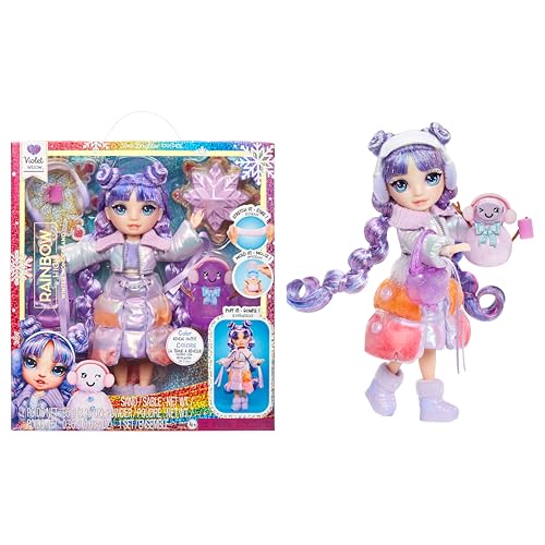 Rainbow High Winter Wonderland - Violet (Lila) - 28 cm Modepuppe, mit verstecktem magischem Schnee, der Sich mit Wasser aufbläst, mit Schneemann-Set, geeignet für Kinder von 4-12 Jahren und Sammler von Rainbow High