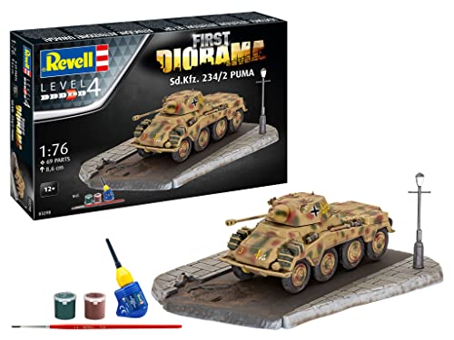 Revell 03298 First Diorama Set - Sd.Kfz. 234/2 Puma originalgetreuer Modellbausatz für Fortgeschrittene, Starter Kit mit Basis-Zubehör, unlackiert von Revell