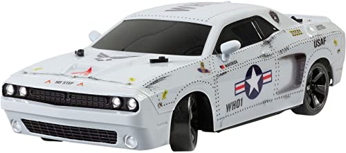 Revell 24473 RC Drift Car Maverick, Cooles Design, wechselbare Reifen, Unterbodenbeleuchtung Ferngesteuertes Auto, Silber von Revell Control