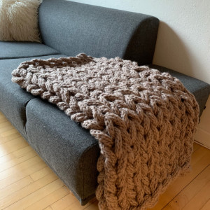 Chunky Blanket by Rito Krea - Strickmuster mit Kit Decke 130x110cm - 130x110 cm von Rito Krea