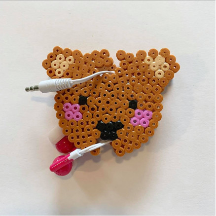 Kopfhörer-Halterung by Rito Krea - Perlenmuster Bär 6,5cm Kopfhörer-Halterung by Rito Krea - Perlenmuster Bär 6,5cm von Rito Krea