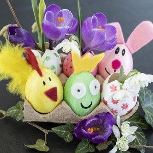 Spaßige Dekoration für Ostern by Rito Krea - DIY Osterdekoration - Påskepynt von Rito Krea