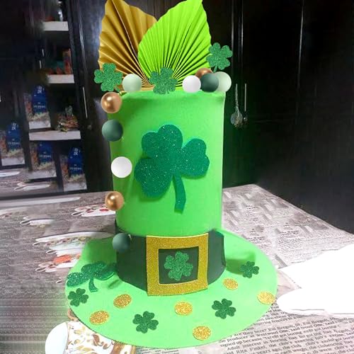 Roaring Good Time St. Patricks Day Lucky One Kuchendekoration, zwei Glücksklee, grüne Kugeln, Tortenaufsatz, irisches Kleeblatt, Party-Dekoration, St. Patricks Day Supplies von Roaring Good Time