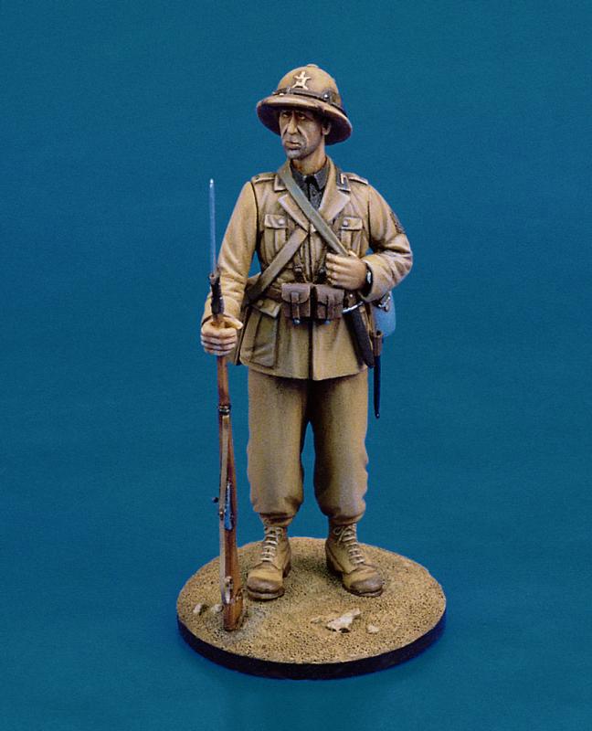 Italian Legionary 28 Ottobre - Etiopia 1935 (54 mm) von Royal Model