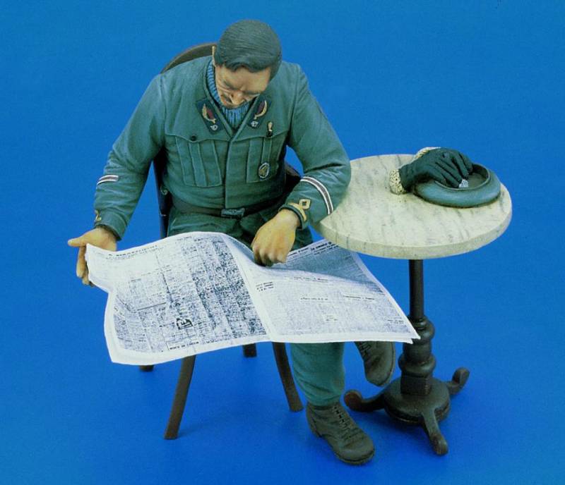 Italian Officer - WWII von Royal Model