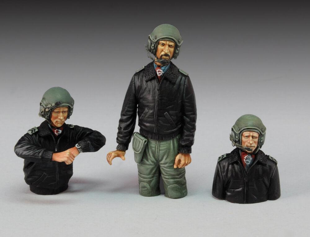 Modern italian tank crew-no.2 von Royal Model