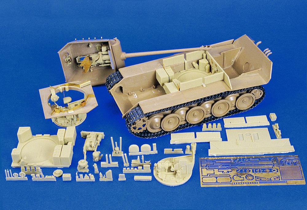 Panther A interior details n.2 von Royal Model