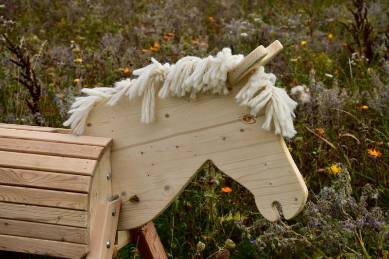 Gartenpferd "Sandy", Sitzhöhe 80cm von Rülke Holzspielzeug