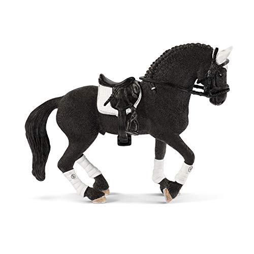 schleich HORSE CLUB 42457 4-tlg Turnier Reithengst Spielset - Realistische Pferde Figur für Turnierreiten mit Zubehör, Pferde Spielzeug für Jungen und Mädchen, ab 5 Jahren von SCHLEICH