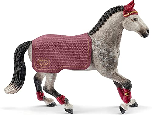 schleich HORSE CLUB 42456 Trakehner Stute Pferde Figur - Authentische Pferde Figur mit Abnehmbarer Decke - Kreatives Pferde Spielzeug für Jungen und Mädchen ab 5 Jahren von SCHLEICH