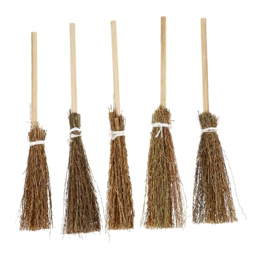 SOPOTUTU 5 Stück Teiliges Mini Handgefertigtes Dekobesen Leichtes Langlebiges Puppenhaus Zubehör Niedliche Besen Requisiten für Garten und DIY Szenen SOPOTUTU 5 Stück Teiliges Mini Handgefertigtes Dekobesen Leichtes Langlebiges Puppenhaus Zubehör Niedliche Besen Requisiten für Garten und DIY Szenen von SOPOTUTU