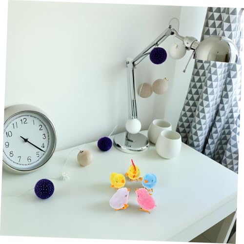 SOPOTUTU 5 Stück Teiliges Wind up Hühnerspielzeug ohne Batterien Realistische Aufziehfiguren für Motorikförderndes Farbenfrohe Hühnerfiguren für Drinnen und Draußen Kreatives Spiel SOPOTUTU 5 Stück Teiliges Wind up Hühnerspielzeug ohne Batterien Realistische Aufziehfiguren für Motorikförderndes Farbenfrohe Hühnerfiguren für Drinnen und Draußen Kreatives Spiel von SOPOTUTU