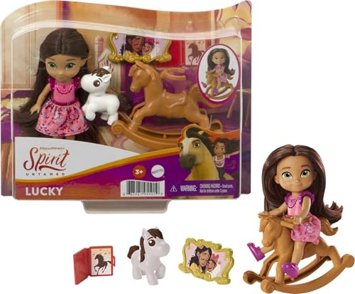 Dreamworks Spirit GXF11 - "Spirit - frei und ungezähmt" Lucky Puppe (10cm), 5 bewegliche Gelenke und Zubehör: Schaukelpferd, kleines Pferd und mehr, tolles Geschenk für Kinder ab 3 Jahren von Mattel