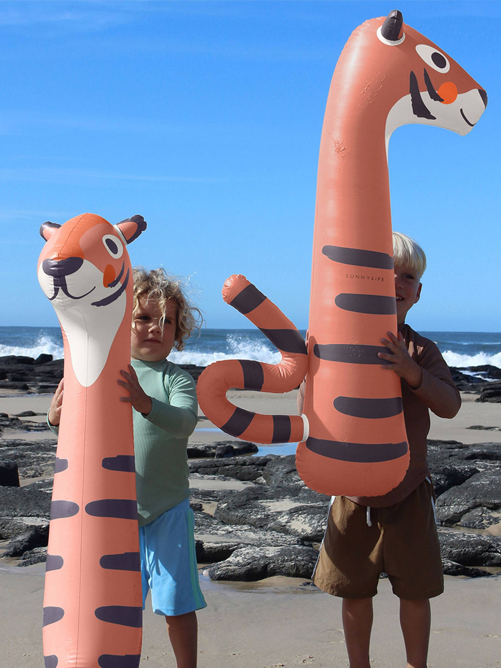 SUNNYLiFE Schwimmendes Spielzeug 2er-Pack, Tino the Tiger SUNNYLiFE Schwimmendes Spielzeug 2er-Pack, Tino the Tiger von SUNNYLiFE