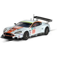 SCALEXTRIC 81005786 1:32 Aston Martin DBR9 Gulf Edition ROFGO "Dirty Girl" von Scalextric