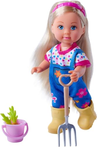 Evi Love Farmer, Spielpuppe als Bäuerin mit Schaufel, Mistgabel, Eimer und Karotten 12cm, ab 3 Jahren von Simba