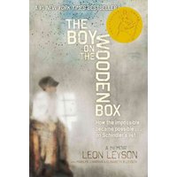 The Boy on the Wooden Box von Simon & Schuster N.Y.