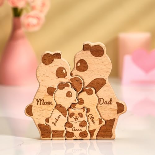 Personalisiertes Holzkunstpuzzle der Pandafamilie mit 1-8 Namen, Holz Panda Skulpturen Desktop Ornament Weihnachts Home Tischdekoration, Geschenk für Familie, Oma, Opa Mama, Papa von Smile lab