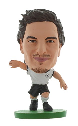 SoccerStarz SOC575 - Deutsch Nationalmannschaft Mats Hummels, Heimtrikot von SoccerStarz