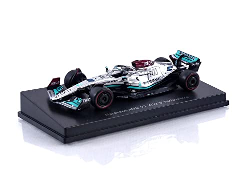 Spark Mercedes AMG Petronas F1 George Russell No.63 Performance Model Car 1:64 Offizielles Modell von Spark