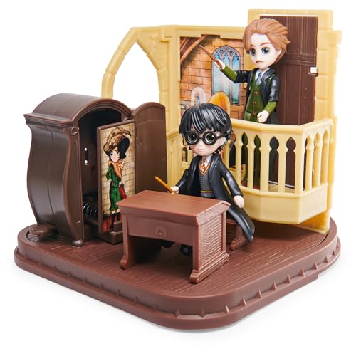 Wizarding World Harry Potter, Magical Minis, Verteidigung gegen die dunklen Künste-Spielset mit 2 Figuren, 5 Zubehörteilen, Spielzeug für Kinder von Wizarding World