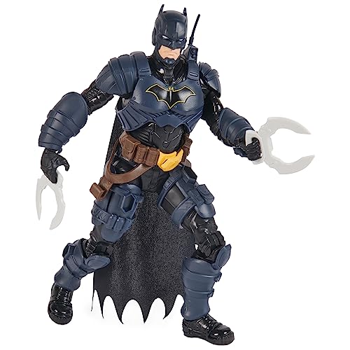 DC Batman Adventures Action-Figur, 30 cm - mit 16 Ausrüstungsgegenständen und voll beweglich für spannende Abenteuer und actionreiche Stunts, Spielzeug für Kinder ab 3 Jahren von DC Comics