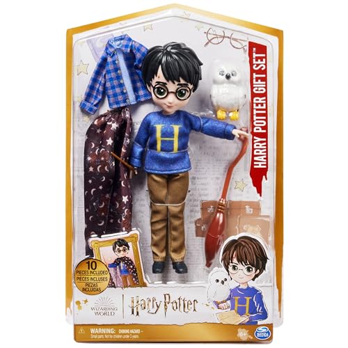 Wizarding World Harry Potter - Geschenkset mit 20,3 cm großer Harry Potter Puppe inklusive Besen, Tarnumhang und weiterem Zubehörteilen von Wizarding World
