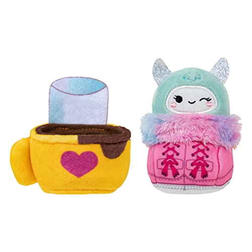 Squishville SQM0317 Snow Day Zubehör-Set, 5,1 cm Stiefel und Kakao-Plüschtiere für Kinder, Multi von Squishville