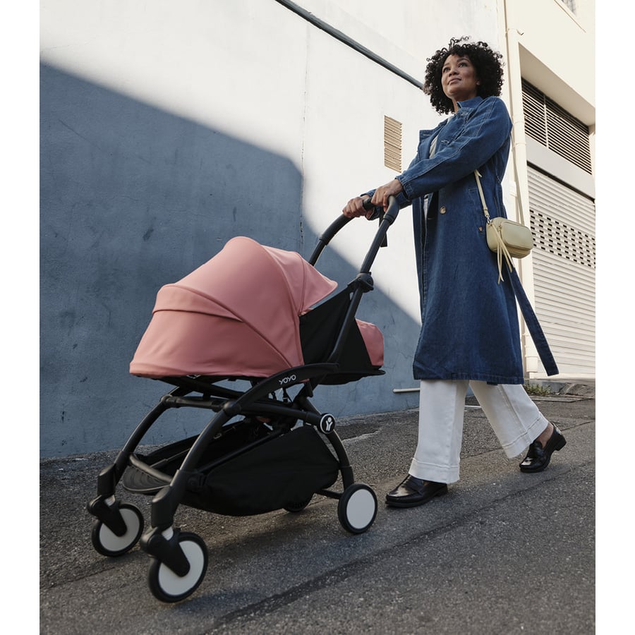 Stokke® Kinderwagen YOYO³ Black mit Neugeborenenaufsatz und Textilset Black von Stokke