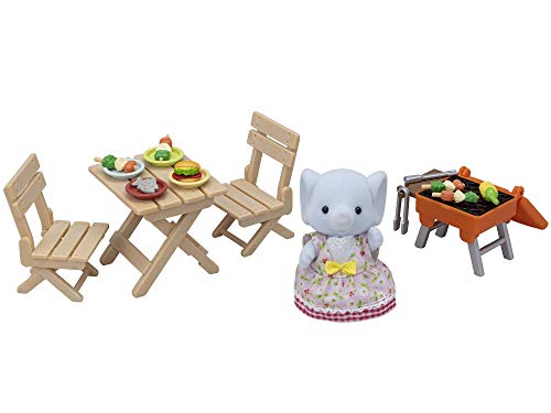 Sylvanian Families 5640 Picknick Spielset mit Figur - Puppenhaus Spielset von Sylvanian Families