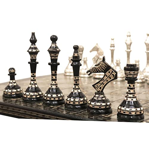 Handgefertigtes russisches sowjetisches Schachfiguren-Set aus Metall und Brett-Set mit Samt-Aufbewahrungsbox, luxuriöses Schachset aus Messing und Metall, vierfach gewichtet, Taj-Schachladen, von TAJ CHESS STORE