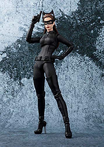 TAMASHII NATIONS Bandai S.H. Figuarts Catwoman (The Dark Knight) Actionfigur, BAN23926 von TAMASHII NATIONS