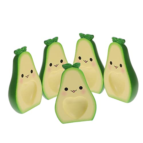 TOBBOMEY 5st Emo-Puppen-Ornamente Cartoon-Avocado-Ornament Cartoon-Avocado-Figur Miniatur-Dekorationen Miniaturdekoration Cartoon-fruchtmodell Hängende Fruchtverzierung Harz Green von TOBBOMEY