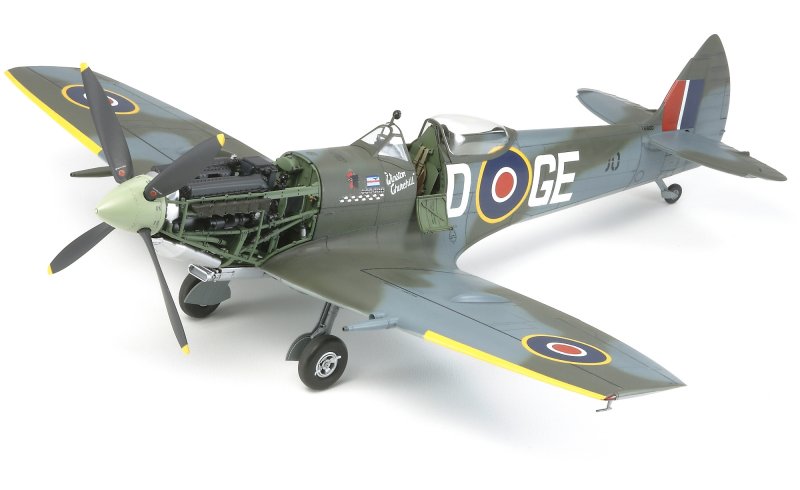 Supermarine Spitfire Mk.XVIe von Tamiya