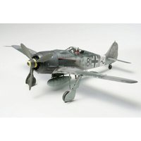 TAMIYA 300061095 1:48 Dt. Focke Wulf Fw190 A-8 von Tamiya