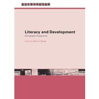 Literacy and Development von Taylor and Francis