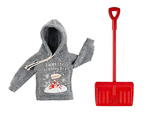 The Elf on the Shelf® Claus Couture® Snow Day Set | Pullover & Schneeschaufel | Scout Elf Outfit von The Elf on the Shelf