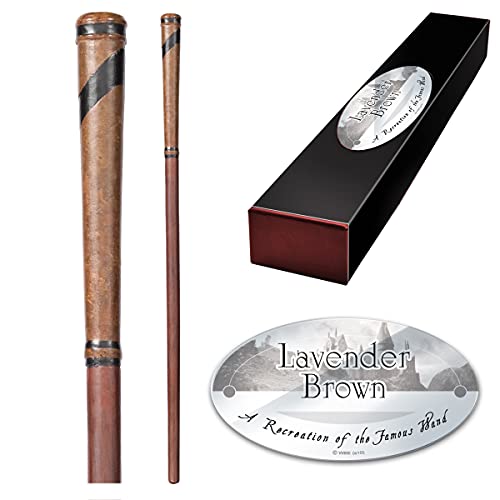 The Noble Collection - Lavender Brown Character Wand - 15in (38cm) Wizarding World Wand with Name Tag - Harry Potter Film Set Movie Props Wands von The Noble Collection