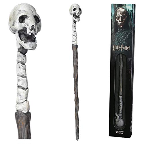 The Noble Collection - Death Eater Skull Wand In A Standard Windowed Box - 14in (35cm) Wizarding World Wand - Harry Potter Film Set Movie Props Wands von The Noble Collection