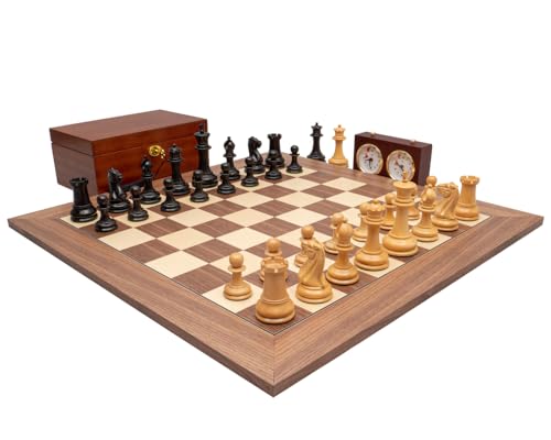 The 1851 Reproduction Luxury Ebony Chess Set with Maple and Walnut Chess Board von The Regency Chess Company