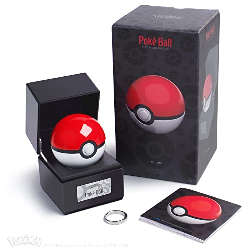 The Wand Company Original Poké Ball Authentic Replica - Realistic, Electronic, Die-Cast Poké Ball with Display Case Light Features – Officially Licensed by Pokémon von The Wand Company