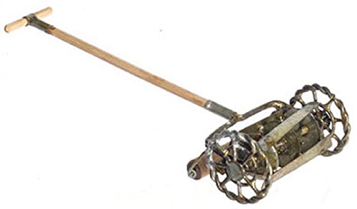 Puppenhaus Miniatur 1:12 Gartenzubehör Altmodische Rasenmäher Puppenhaus Miniatur 1:12 Gartenzubehör Altmodische Rasenmäher von Town Square Miniatures