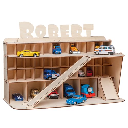 TOYBOX Nachhaltiges Holzspielzeug Auto Garage Set mit individuellem Namen, Spielzeug für Kinder ab 3 Jahren von TOY BOX