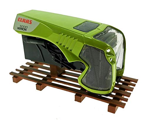 Treckerheld Claas Xerion 5000 Motor auf Palette 1:32 Treckerheld Claas Xerion 5000 Motor auf Palette 1:32 von Treckerheld