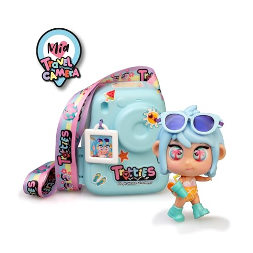 Trotties Mini Travel Camera – MIA, Tasche in Kamera-Form mit Mini-Puppe für Kinder und Kinder ab 3 Jahren, Famosa (TFT21300) von Trotties