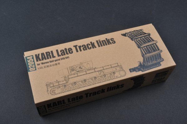 KARL late Track links von Trumpeter