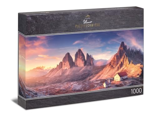 Ulmer Puzzleschmiede - Panorama-Puzzle 1000 Teile „Abendhimmel“ - Traumhaftes Alpen-Puzzlemotiv vom Sonnenuntergang an den DREI Zinnen in den Dolomiten von Ulmer Puzzleschmiede