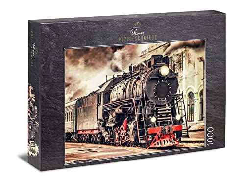 Ulmer Puzzleschmiede - Puzzle „Railroad“– Klassisches 1000 Teile Puzzle – Eisenbahn-Motiv Einer historischen Dampflokomotive - Zug bei der Einfahrt in den Bahnhof von Ulmer Puzzleschmiede