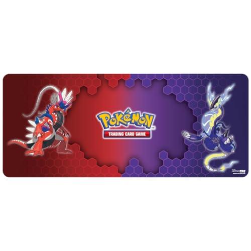 Ultra PRO - Koraidon & Miraidon 1,8 m Tischunterlage für Pokémon, perfekt als übergroße Schreibtischunterlage oder Mauspad zum Spielen, mit buntem, lebendigem Aufdruck, weiche Stoffoberfläche schützt von Ultra Pro